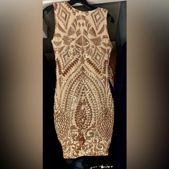 Golden One - Picture 4 of 4